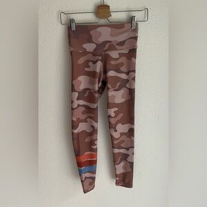Venor Camo Striped Leggings